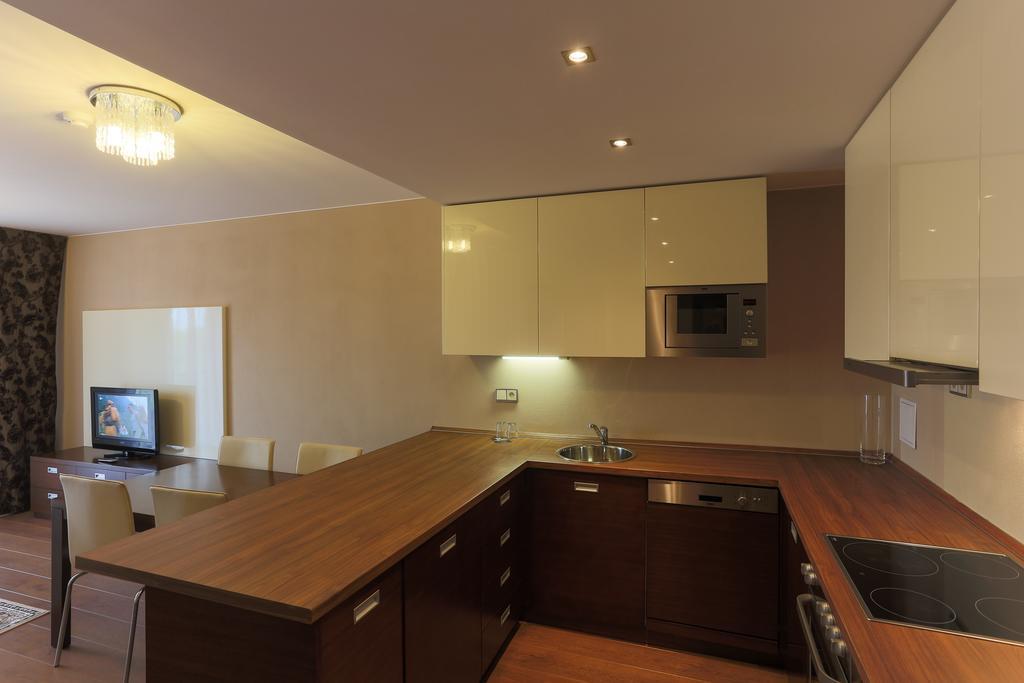 Golden Fish Apartmany Xia Пилзен Екстериор снимка